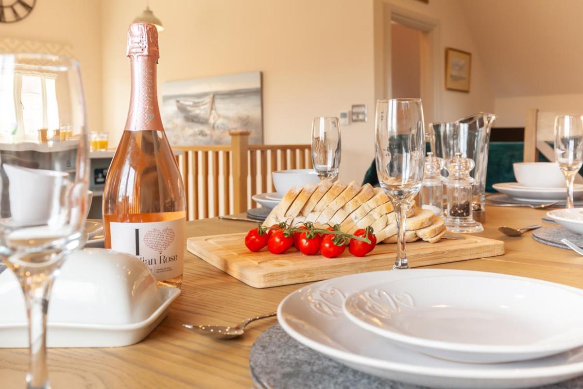 Choseley Cottage - Norfolk Cottage Agency Docking エクステリア 写真