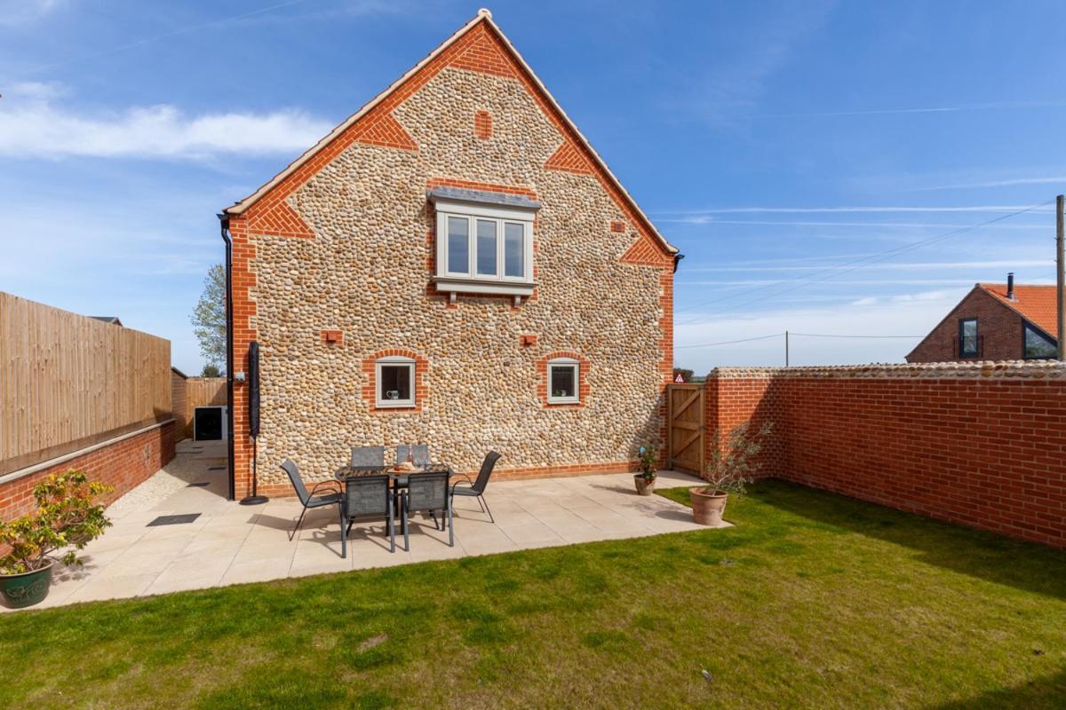 Choseley Cottage - Norfolk Cottage Agency Docking エクステリア 写真